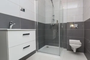 Badezimmer auf kleinem Raum